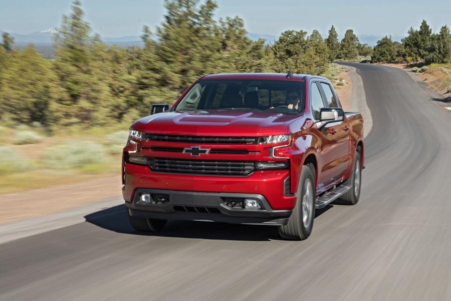  Chevrolet Silverado RST Z71 Duramax Crew Cab 2019 года  (фото 2 из 24)